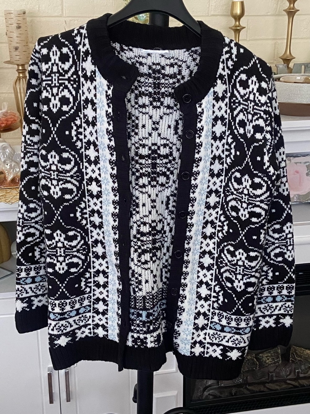 Black & White Patterned Women's Cardigan Sweater